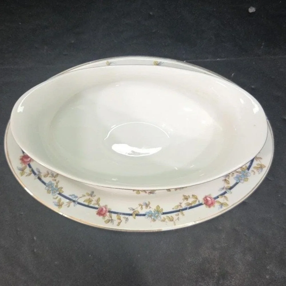 Victoria Czechoslovakia Fine China Gravy Boat, Underplate Attached Vtg Tableware
